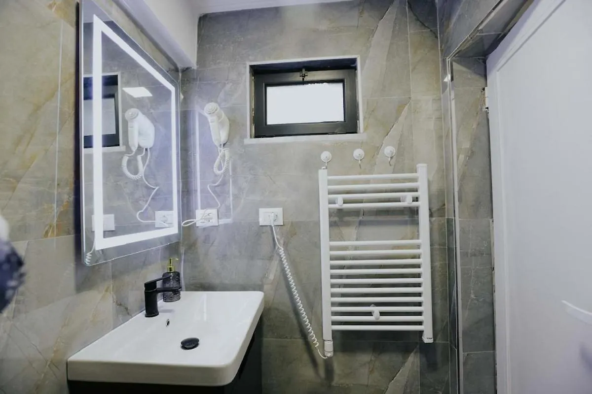 Apartment Lapi Guest House Korca