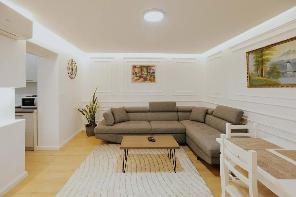 Lapi Guest House Korca