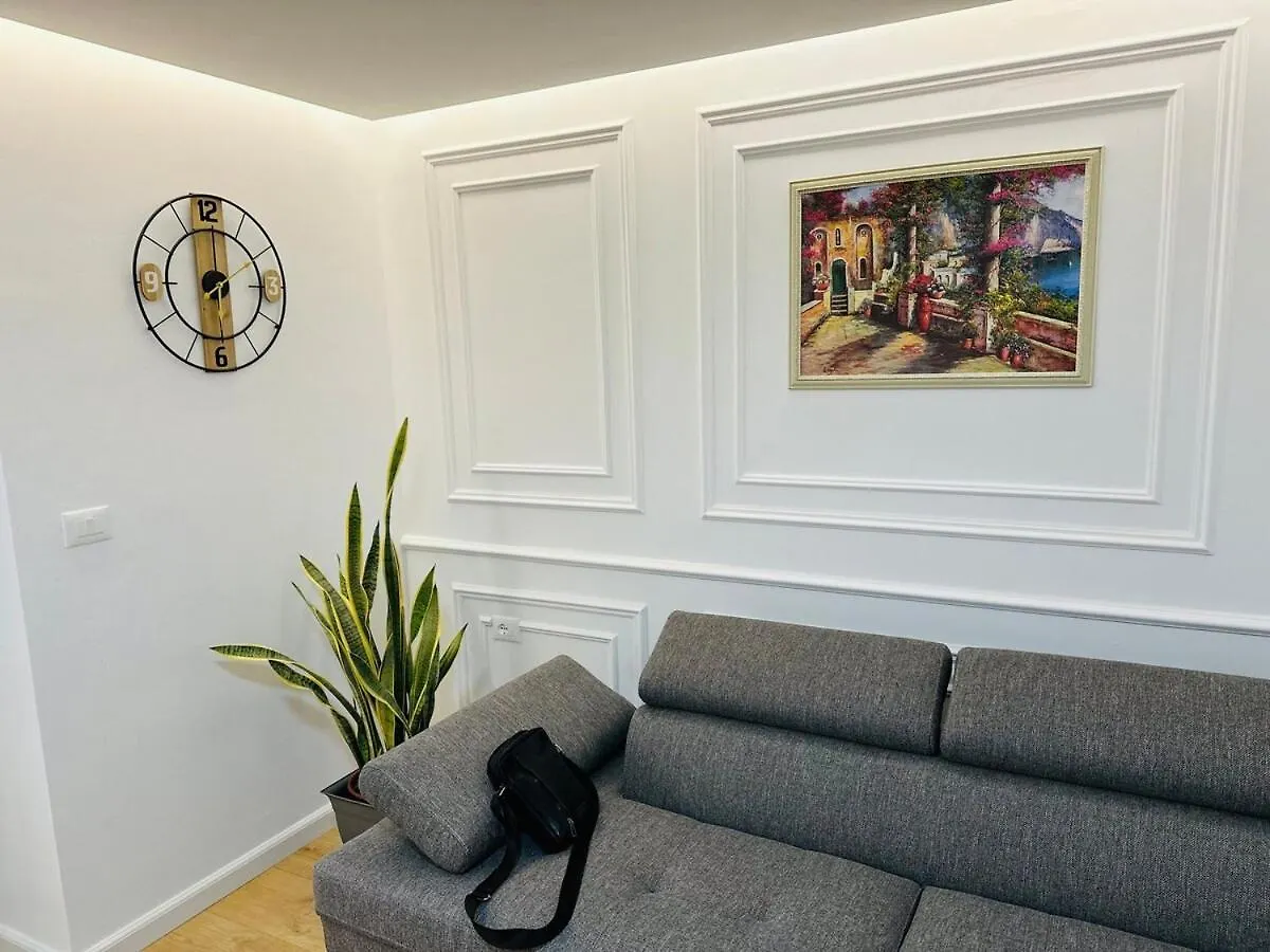 Apartment Lapi Guest House Korca
