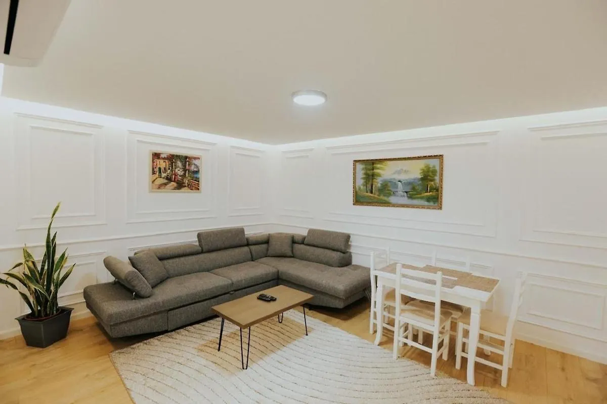 Lapi Guest House Korca