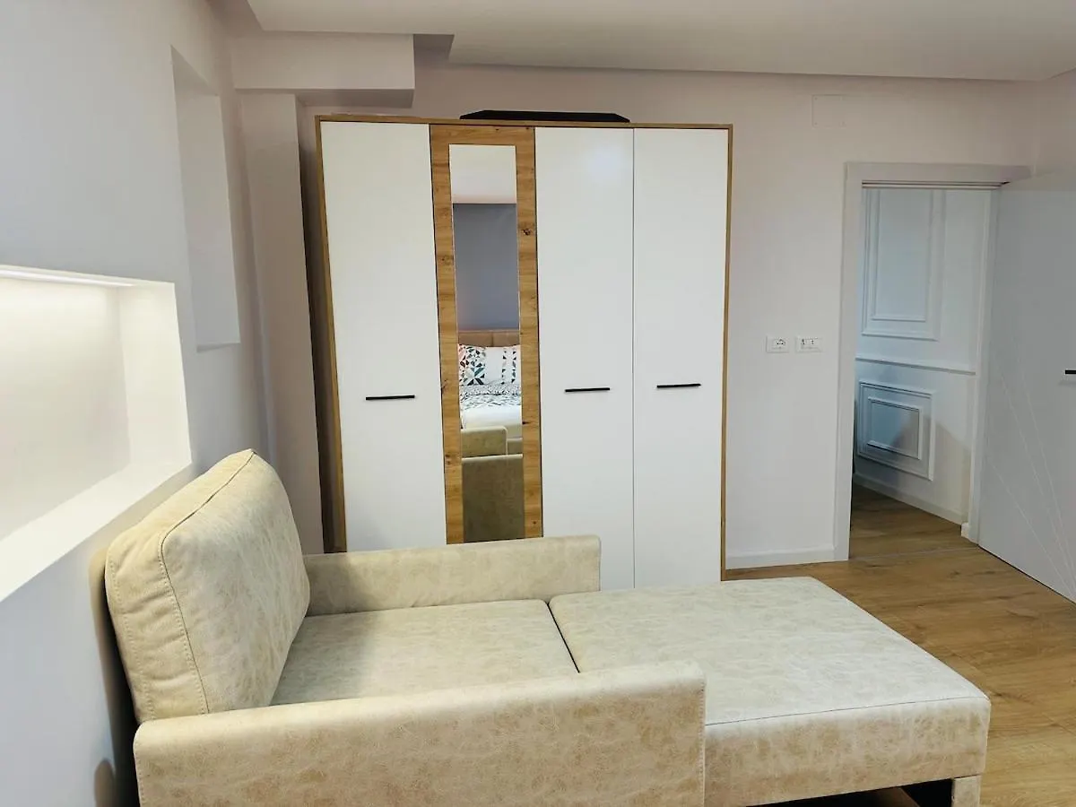 Apartment Lapi Guest House Korca Albania