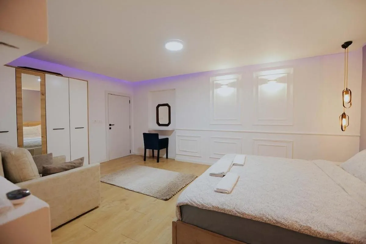 Apartment Lapi Guest House Korca