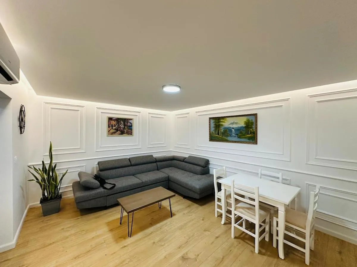 Lapi Guest House Korca Apartment Korce