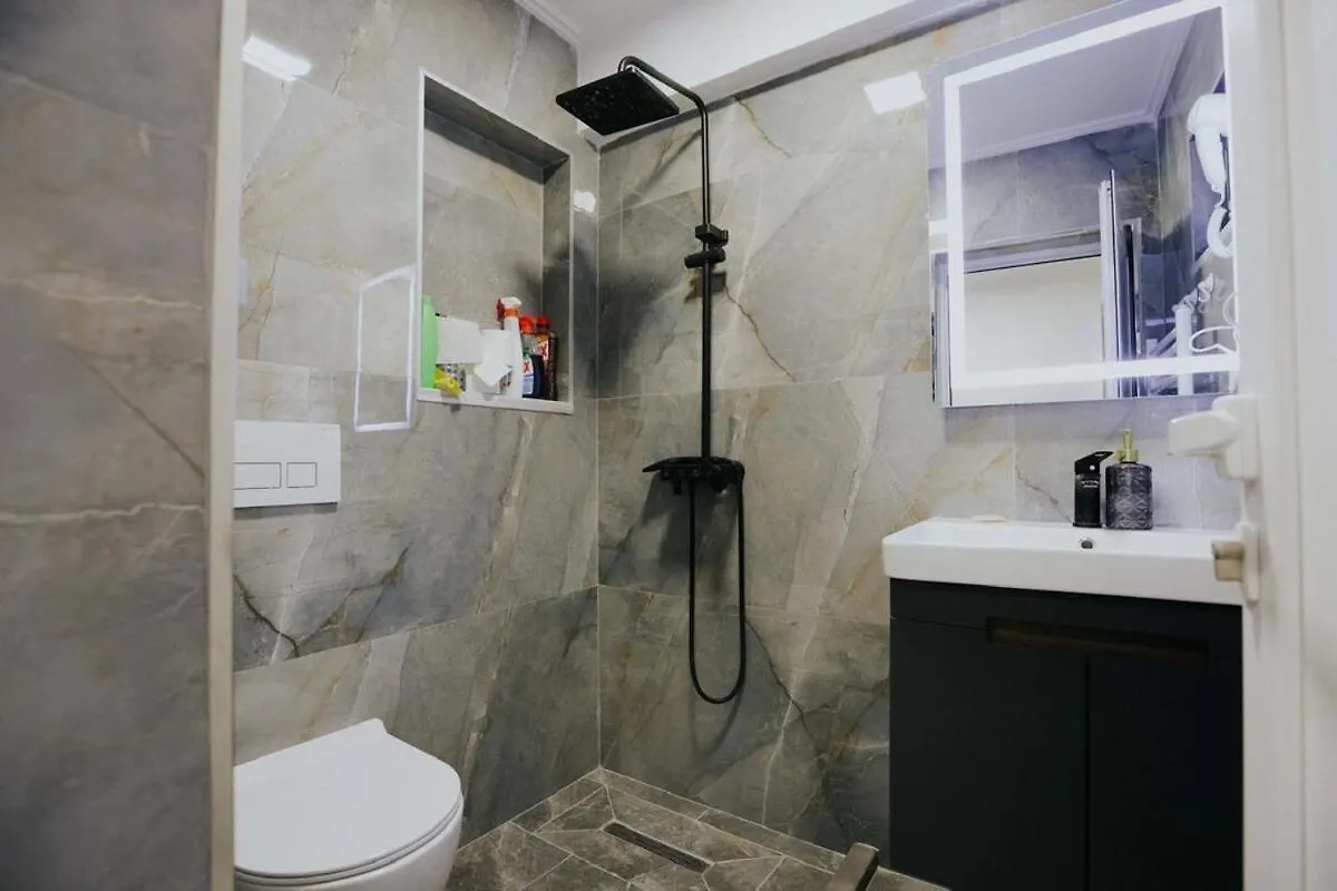 Apartment Lapi Guest House Korca