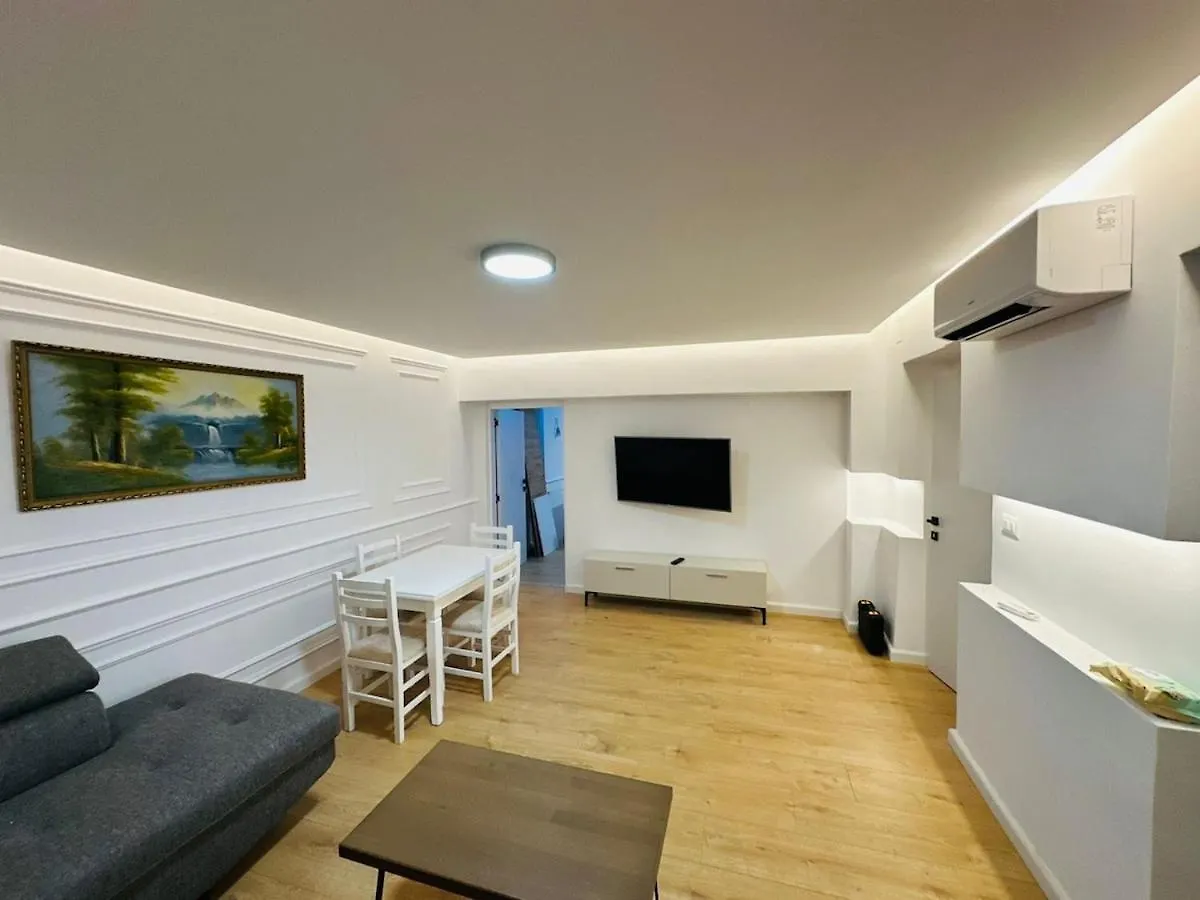 Apartment Lapi Guest House Korca Albania