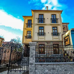 Sonnet Hotel