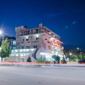 Hotel Dea 2002, Korce